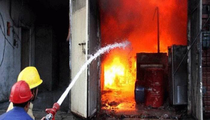 Fire in Imamia Colony Shahdara