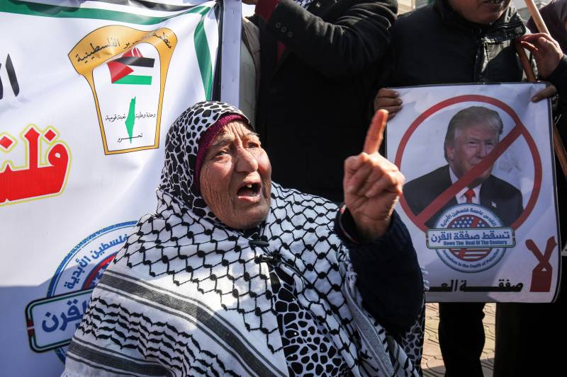 Palestinians mobilise against Trump peace plan
