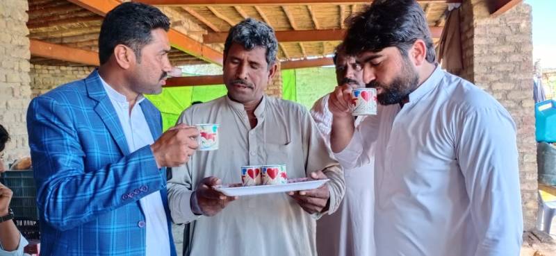 Lal Bakhsh and Miral\'s Chai Dhaba
