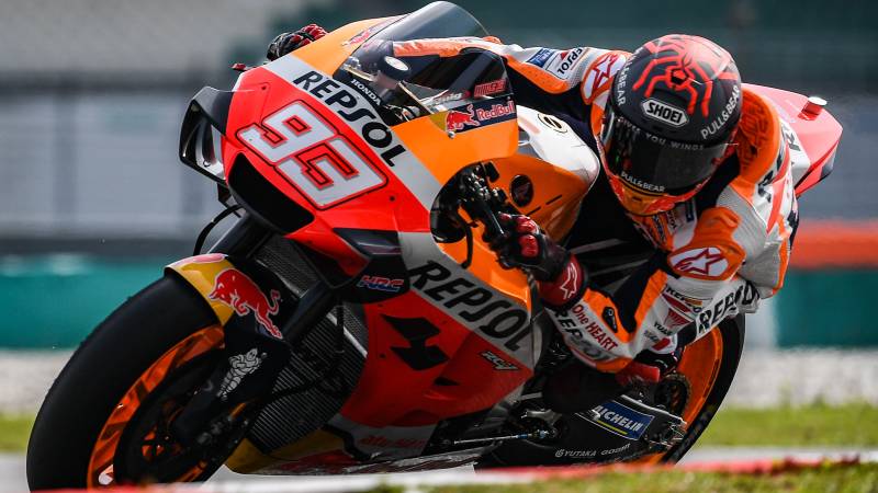 MotoGP champ Marquez extends Honda contract till 2024