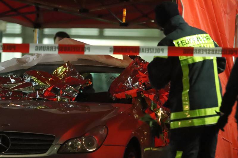 Suspect dead after 9 Kurds killed in German shisha bar shootings