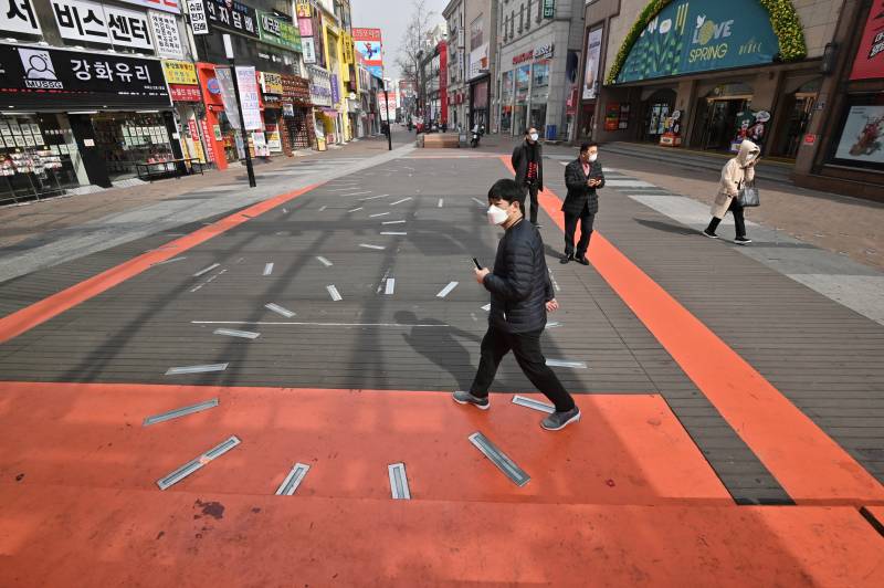 South Korea coronavirus cases jump to 156 as infections spike