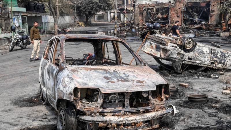 Curfew call in Indian capital after 20 die in sectarian clashes