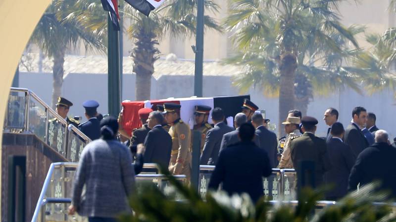 Egypt to bury ousted autocrat Mubarak with military honours