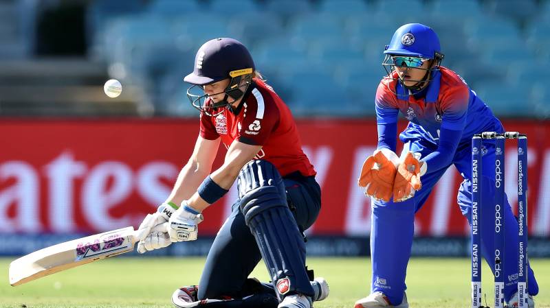 Knight hits first ton of Women T20 World Cup as England cruise to win