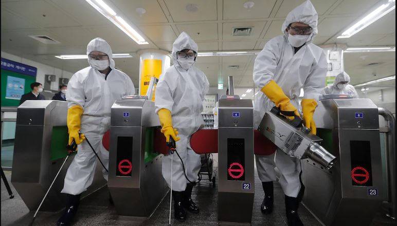 US reports first coronavirus death 
