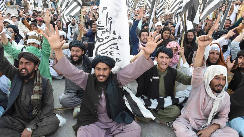 Three generations of Afghans look at Taliban's return