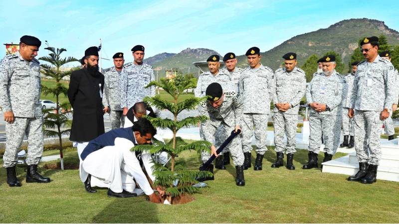 Pakistan Navy kicks off plantation drive of four million trees