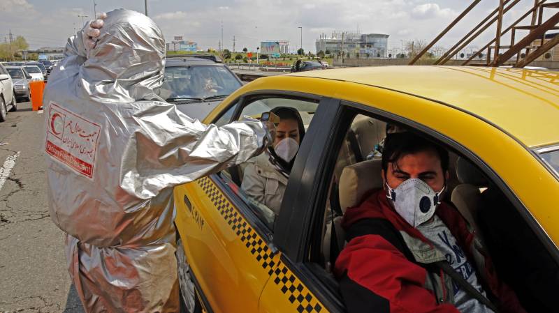 Iran coronavirus death toll tops 2,500: ministry