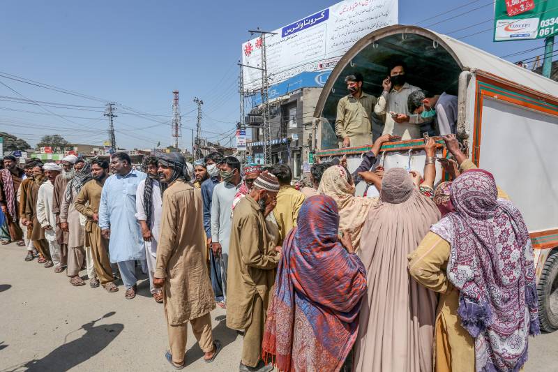 Coronavirus cases reach 1,415 in Pakistan with 12 deaths