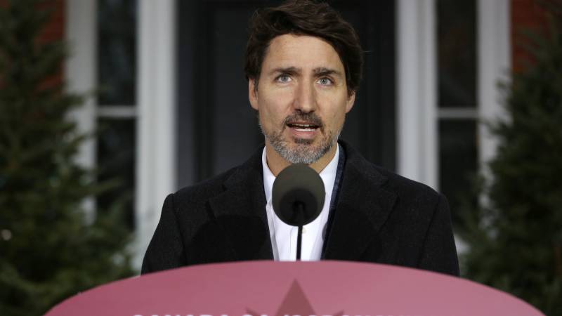 Canada's Trudeau remains in isolation after wife recovers from virus