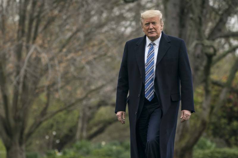 Trump vaunts his TV ratings amid virus pandemic