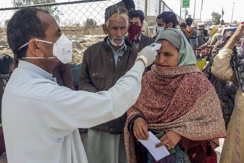 Deaths 31 as coronavirus cases climb up to 2,360 in Pakistan