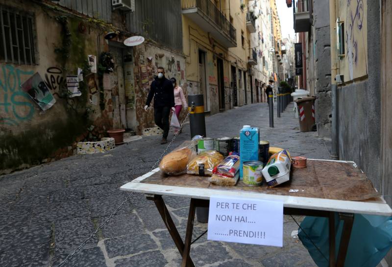 Italy sees signs of hope despite 766 new virus deaths