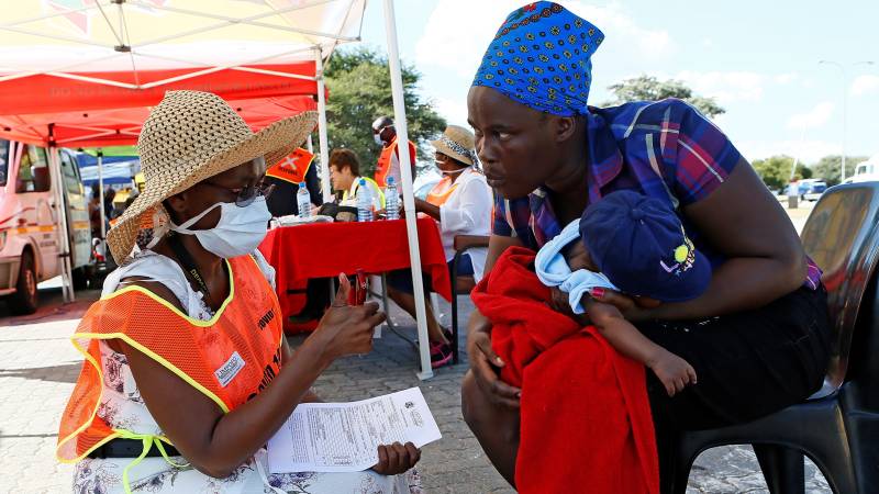 South Africa rolls out mobile testing in virus lockdown