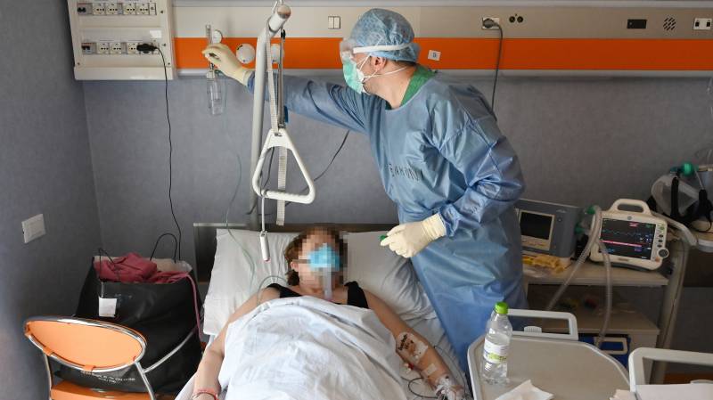 One hundred Italian doctors have died of virus: medics