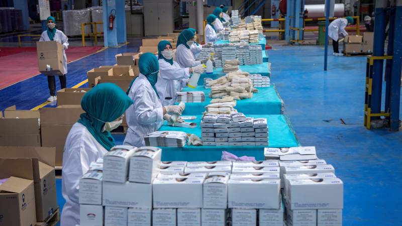 Morocco NGO delivers emergency supplies to single mums in lockdown