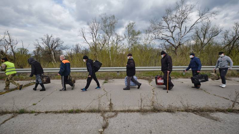 Ukraine swaps prisoners with rebels ahead of Orthodox Easter