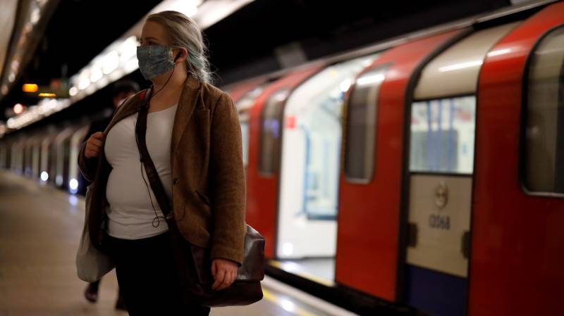 UK virus death toll climbs 616 to 18,738