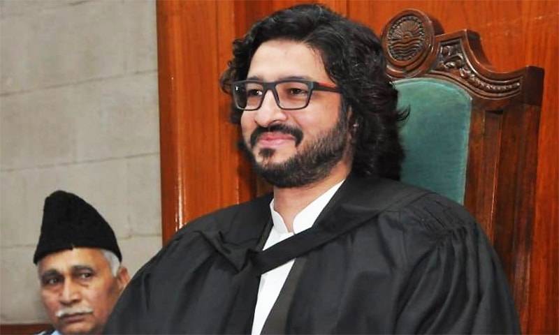 Dost Mazari refuses to undergo coronavirus test at Karachi airport