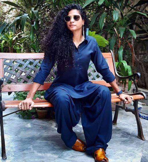 Hajra Khan gets trolled for wearing Men’s Shalwar Kameez