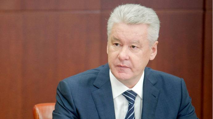 Moscow to ease lockdown restrictions from Monday: mayor