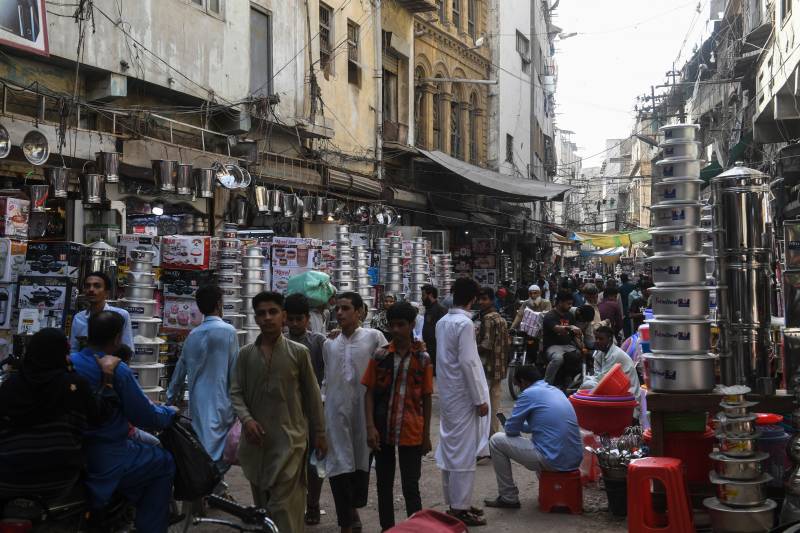 Coronavirus claims record 57 more lives in Pakistan
