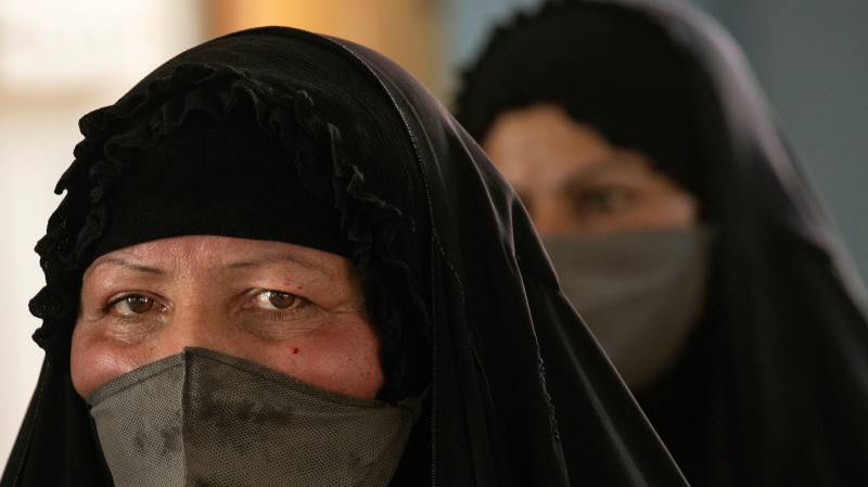 Iran reports most new cases in nearly two months