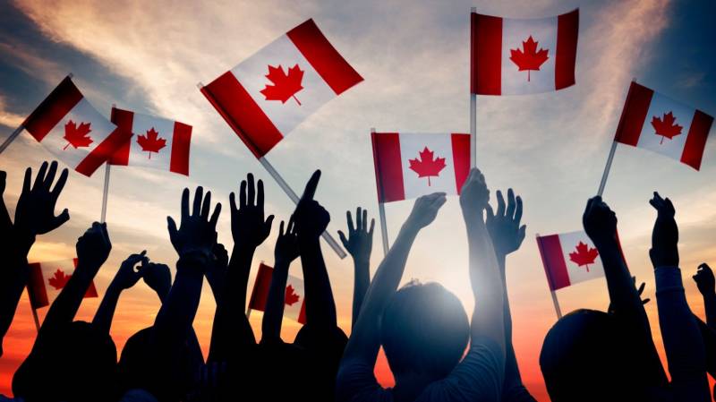 Canada immigration sharply curtailed by virus
