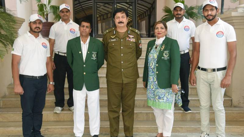 Punjab Police golf team calls on Addl IG Operations Inam Ghani