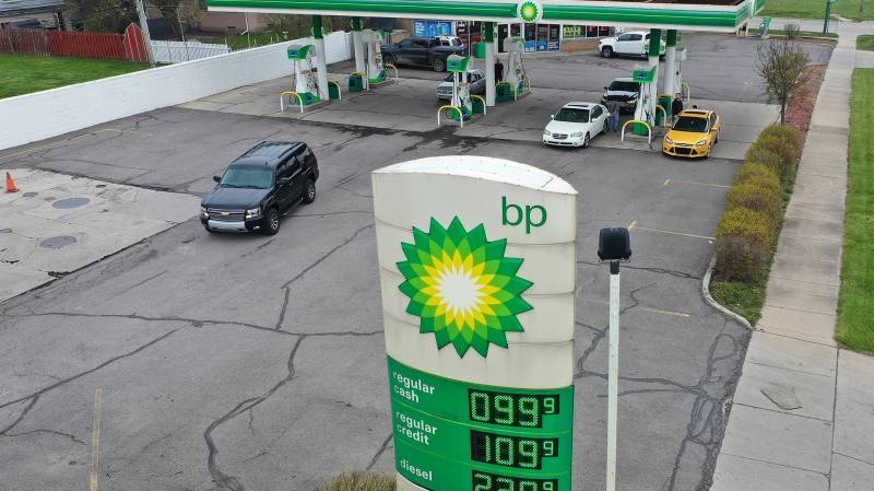 Oil giant BP to cut 10,000 jobs on virus fallout