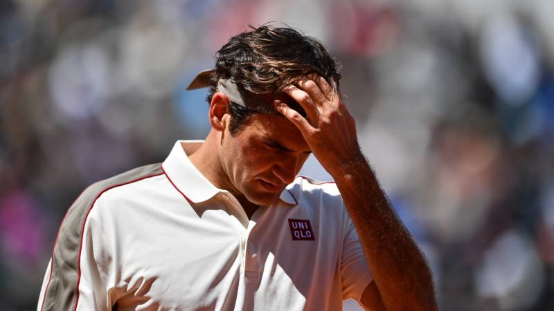 Federer out of tennis until 2021 after knee surgery