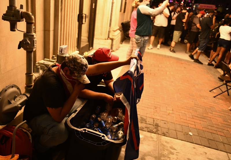 Trump holds fiery rally but crowd disappoints