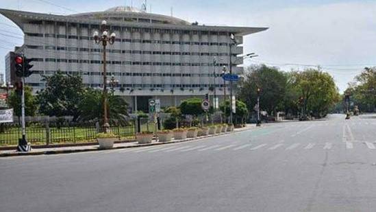 Lockdown to be intensified in eight areas in Lahore 