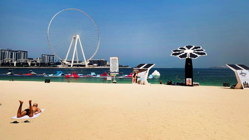 Dubai reopens doors to tourists after long shutdown