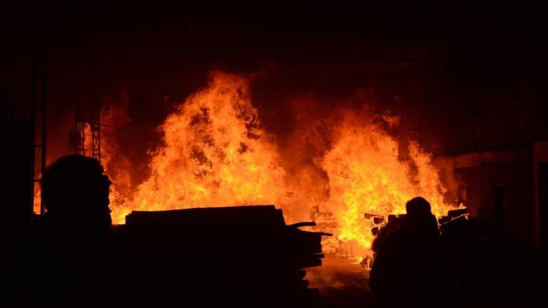 Three dead as fireworks truck explodes in Turkey