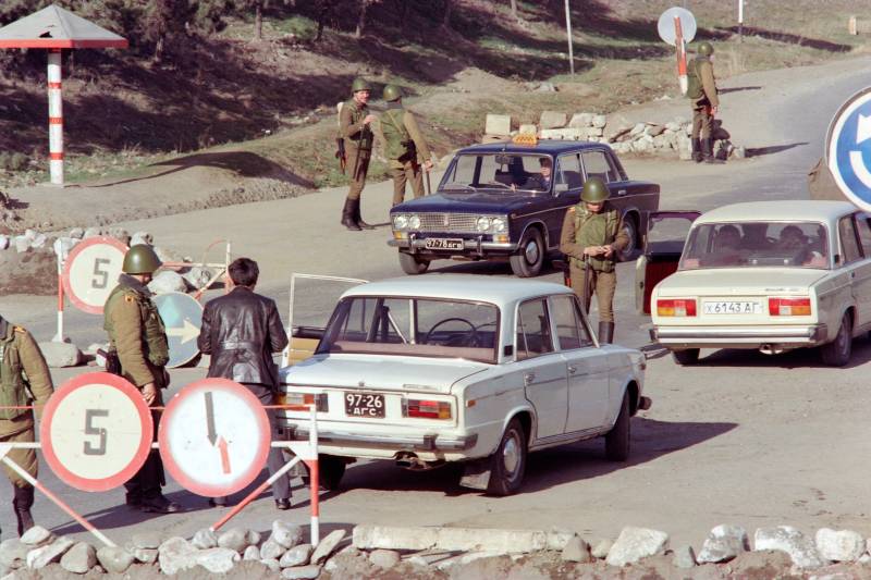 Deadly border clashes reignite Armenia-Azerbaijan conflict