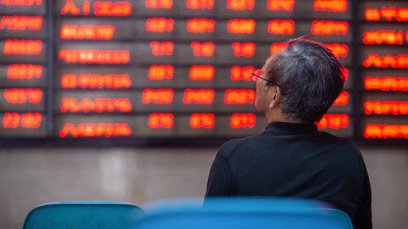 Global stock markets hit by new COVID-19 lockdowns