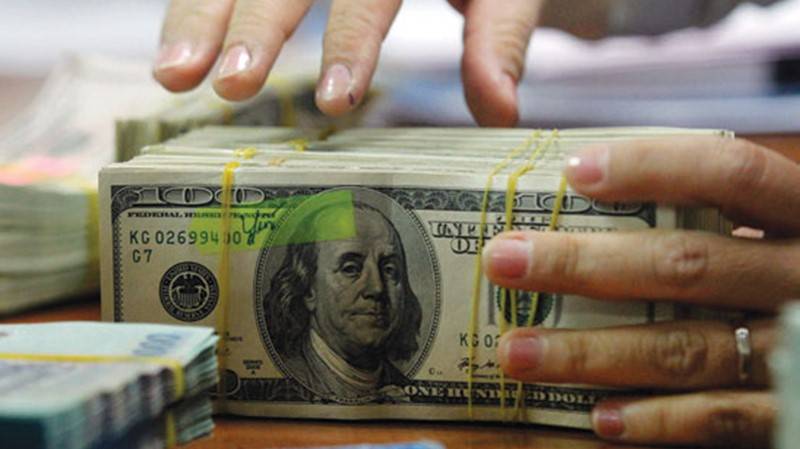 Pakistan takes $2.73 billion foreign loan in three months