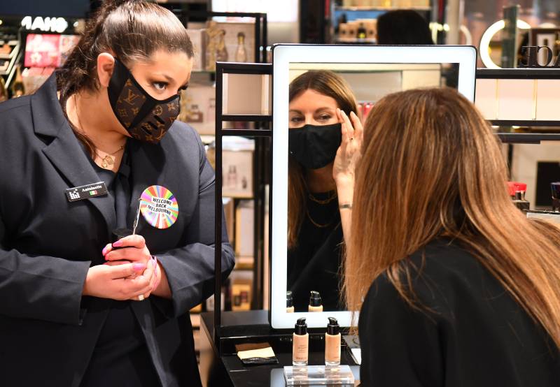 Virus-beating Melbourne enjoys 'big day' reopening