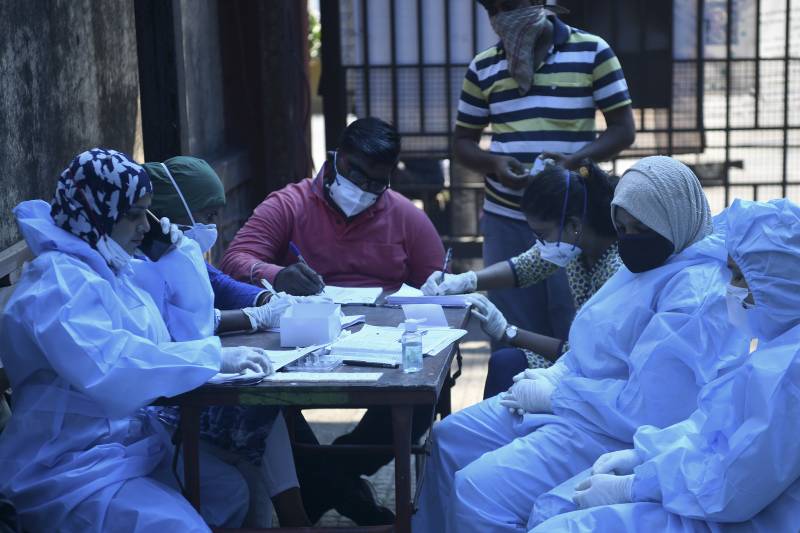 Home remedies boom as India pandemic cases soar