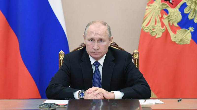 Putin awaiting official US result to congratulate winner: Kremlin