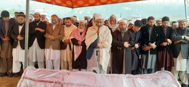 JI Amir Sirajul Haq’s mother laid to rest