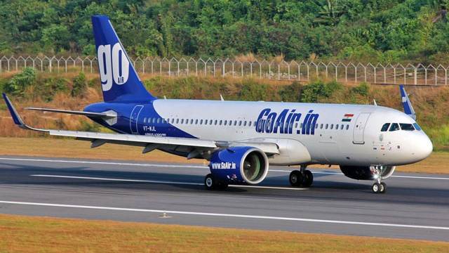Indian plane makes emergency landing at Karachi airport