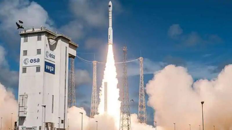 European space rocket launch fails minutes after takeoff