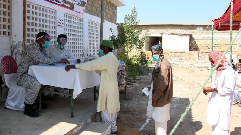 Pakistan Navy hosts free medical camp at Keti Bandar