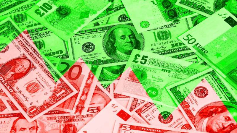 US dollar increases by 32 paisas against Pakistan Rupee
