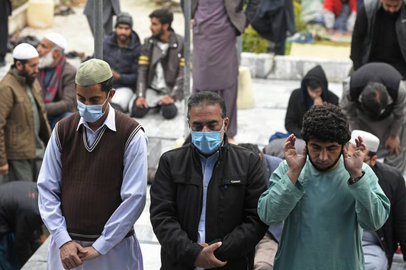58 more die of coronavirus in Pakistan; 3,308 new cases