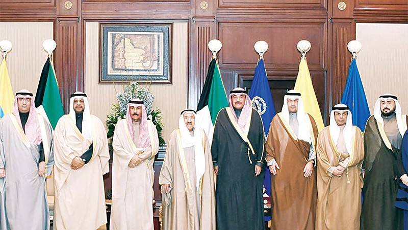 Kuwait forms cabinet with new oil, finance ministers