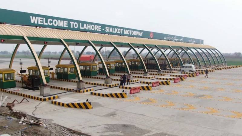 Lahore-Sialkot Motorway closed again due to heavy fog
